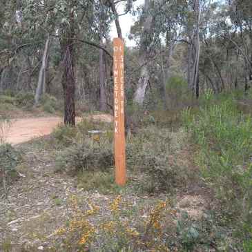 Limestone Track road sign